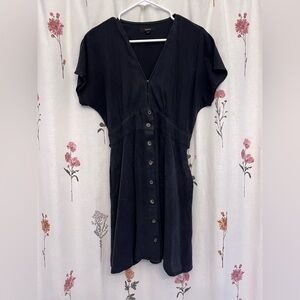 Quince Charcoal V-Neck button down dress